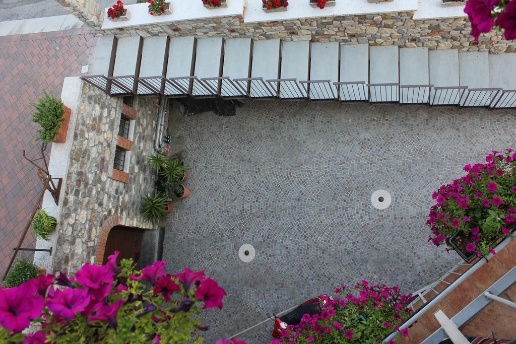 Hotel Al Sole - Enjoy Holiday Кавайон-Веронезе Екстер'єр фото