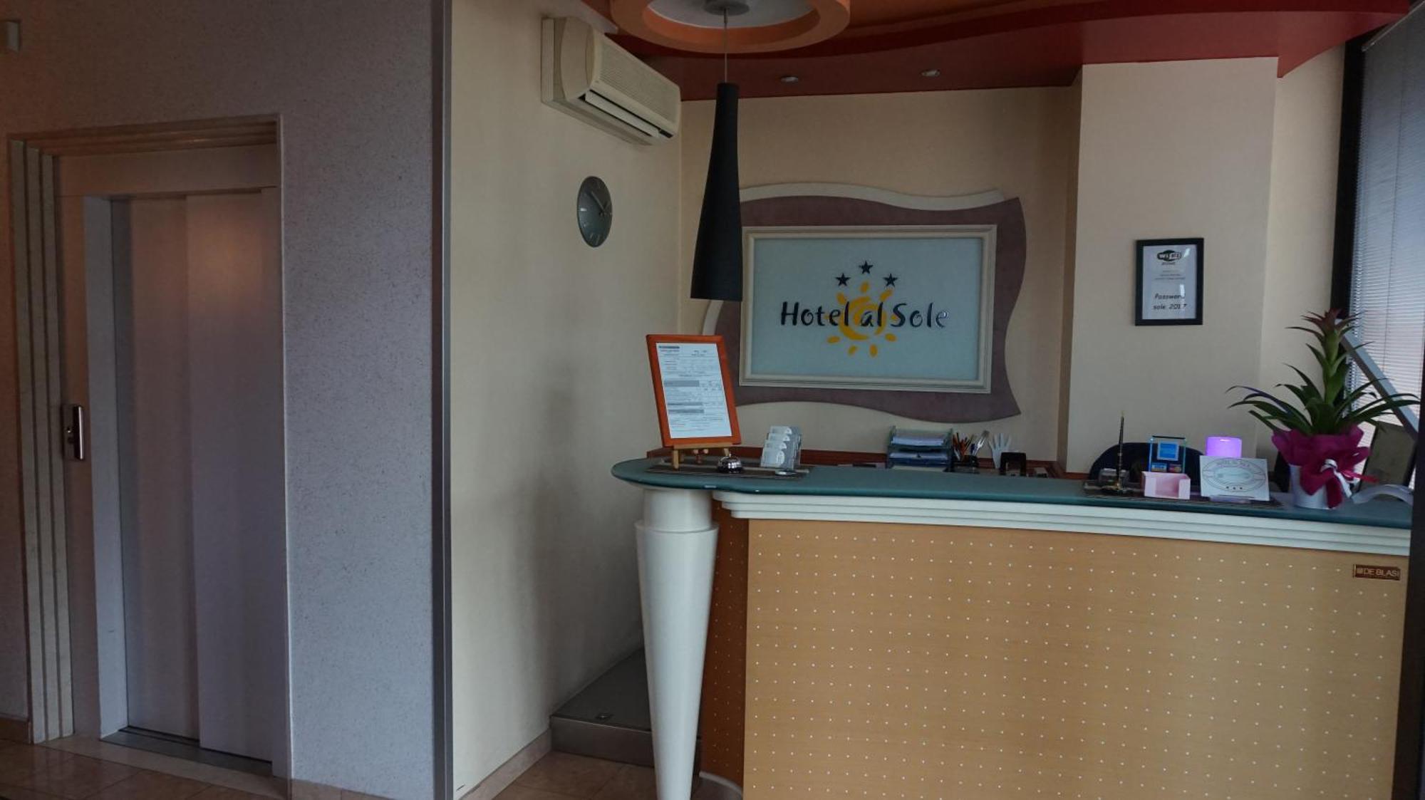 Hotel Al Sole - Enjoy Holiday Кавайон-Веронезе Екстер'єр фото